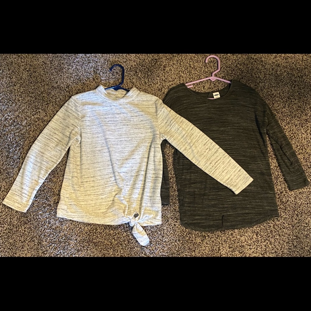 (2) Girls Old Navy Tops